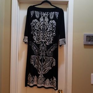 Black & white patterned dress